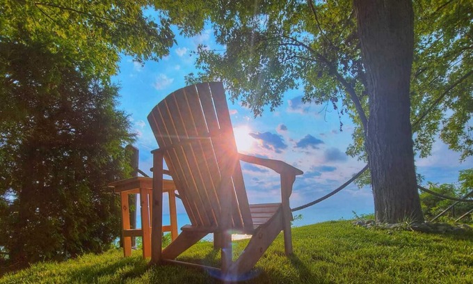 Zurich House | - the Lakehouse Retreat - with breath taking views