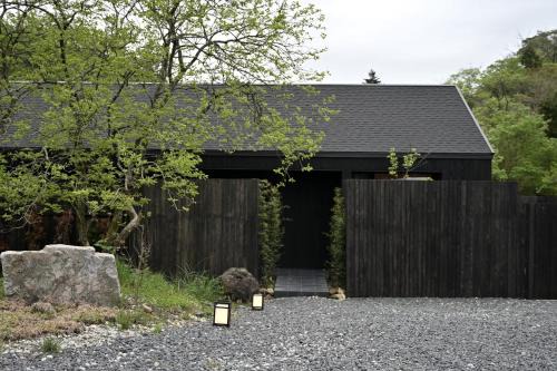 Otaki Hotel | THE LAKoTAN