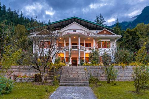 Old Manali Villa | The Lama House by VEO - Part of StayVista