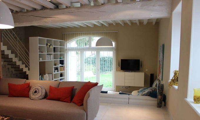 Landreville House | The large holiday home, charming cottage for 6 people