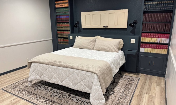 Russell Condo | The Lawft, Suite 2, 2 King beds each with own bathroom, No Clean fees or stairs!