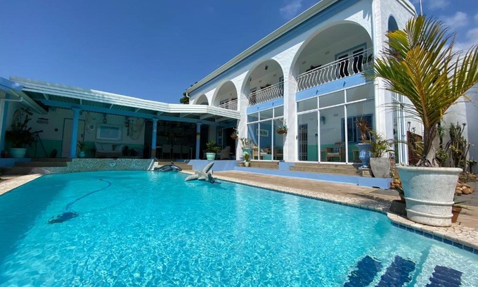 Scottburgh Bed & Breakfast | ThE LaZy ShArK