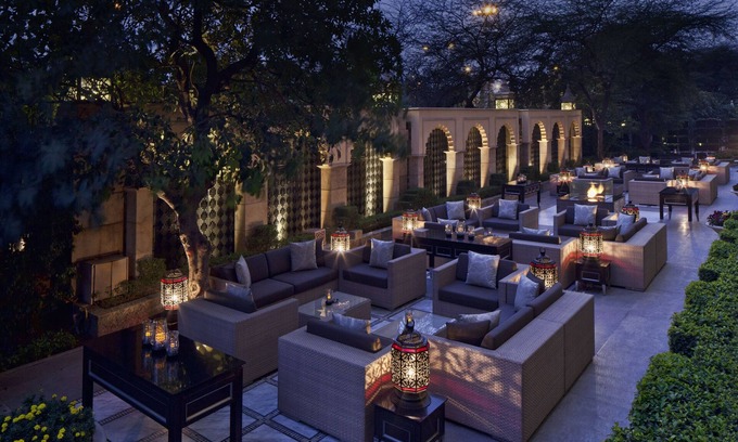 Diplomatic Enclave Hotel | The Leela Palace New Delhi