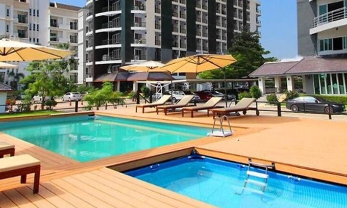 Bang Sao Thong Hotel | The Leisure Hotel