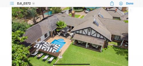 Blantyre Bed & Breakfast | The Leslie Executive Hotel