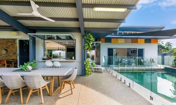 Parap Villa | The Lily Pad Parap Poolside Luxury with Studio