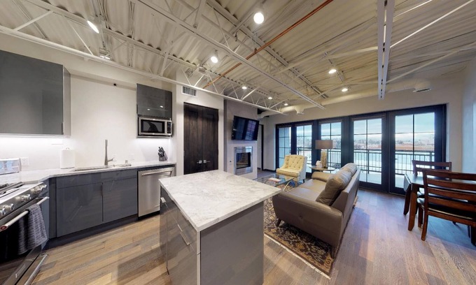 Downtown Santa Fe Condo | The Lincoln 502, 1 Bed/1 Bath, Luxury Loft Style Condo