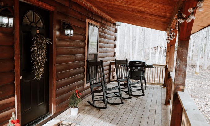 South Bloomingville Cabin | The Lincoln Cabin in Hocking Hills