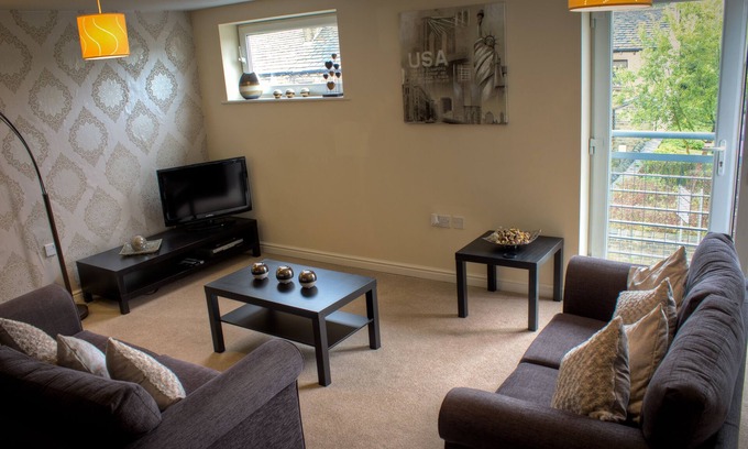 Ainley Top Apartment | The Lindley Suite - Simple2let Serviced Apartments