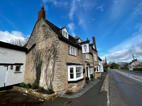 Shipston on Stour Hotel | The Lion, Tredington