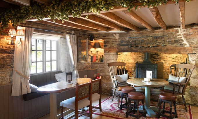 Wendlebury Hotel | The Lion Wendlebury