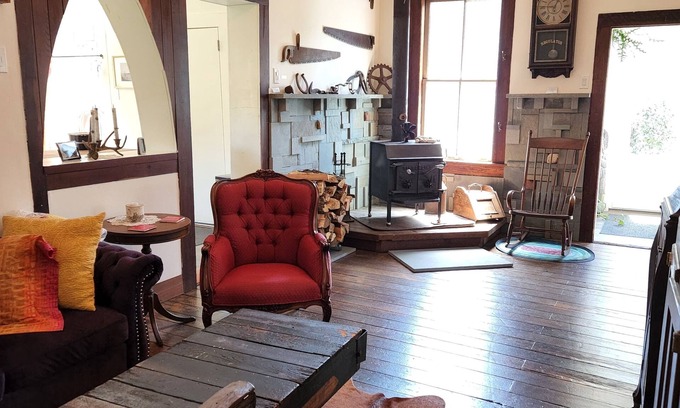 Caspar Other | The Little Blue Farmhouse on the Mendocino Coast
