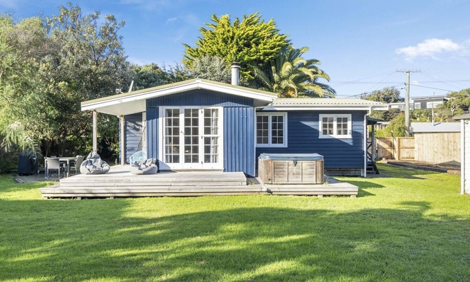 Waikanae House | The Little Blue Bach - Waikanae Beach Holiday Home