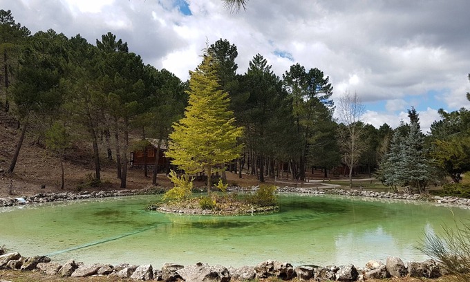 Riopar House | The little house of the lagoon. Natural World River Park