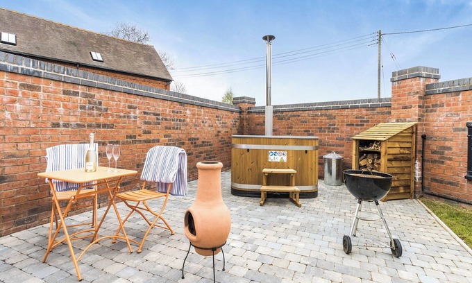 Pontesbury Cottage | The Little House - UK49129