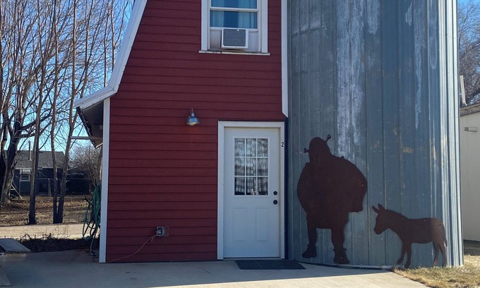 Luverne Cabin | The Little Red Barn - Lakeside Tiny Home Rental -Sleeps 4 - Spiral Staircase