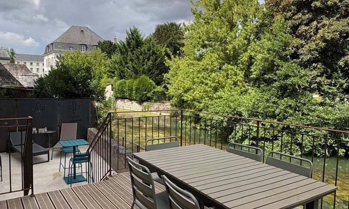 Loches Condo | The Loches Washhouse 4 personnes
