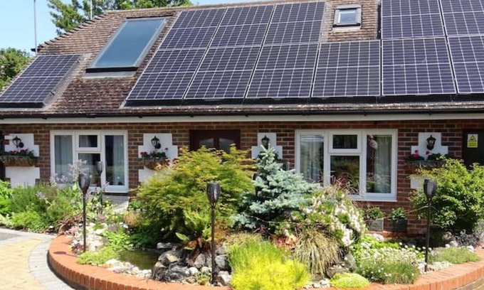 Worthing House | The Lodge, A cosy, quality Bungalow near the South Downs National Park.