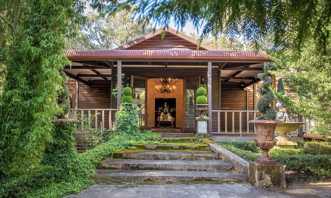Burnside Cabin | The Lodge - a romantic retreat