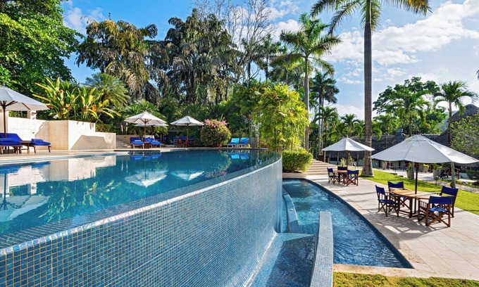 Negroman Hotel | The Lodge at Chaa Creek