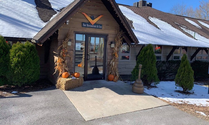 Indian Lake Hotel | The Lodge at Indian Lake
