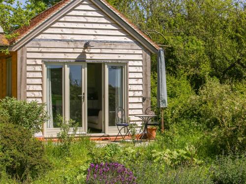 Hankerton House | The Lodge at Mortons