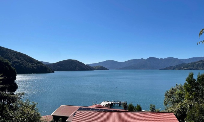 Wilson Bay Apartment | The Lodge At Te Rawa - Boat Access Only