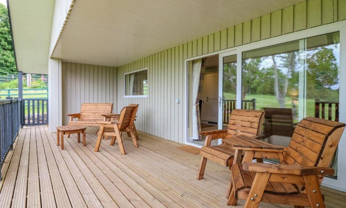 Murthly House | The Lodge