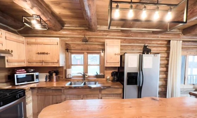Lake Ann House | The Lodge-Sleeping Bear Resort in Lake Ann Michigan