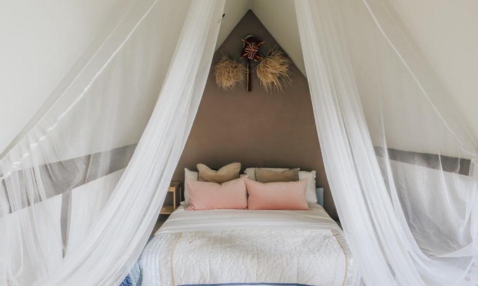 Pontcanna Apartment | The Loft at 82 Cathedral with Parking