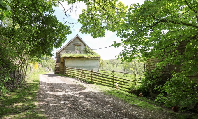 Tirabad Cottage | The Loft