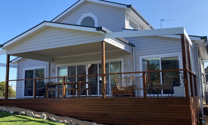 Rivoli Bay House | The Loft is everything you want for a luxury time away walking distance to beach