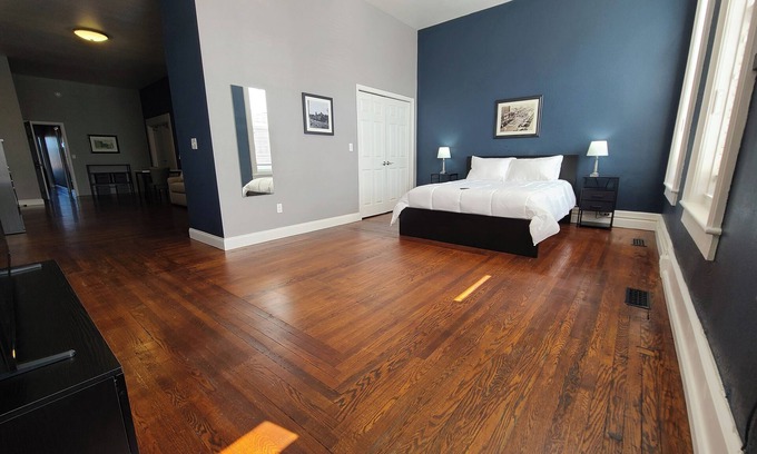 Adrian Apartment | The Loft on Winter - Downtown Adrian