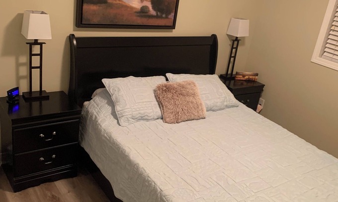 Medicine Hat Condo | The London Oasis