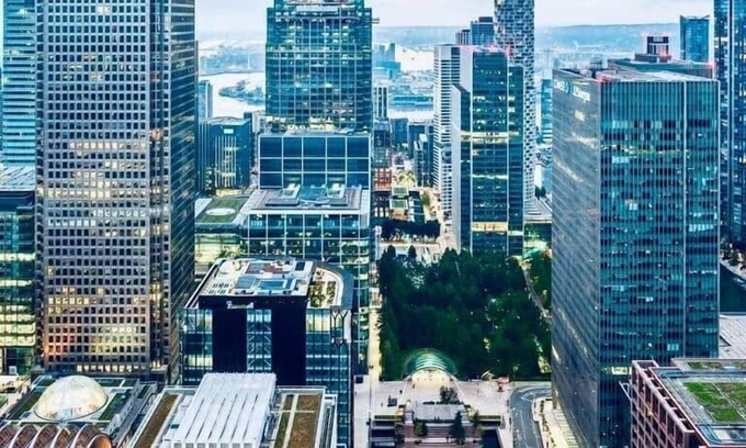 Tower Hamlets House | The London Opulence