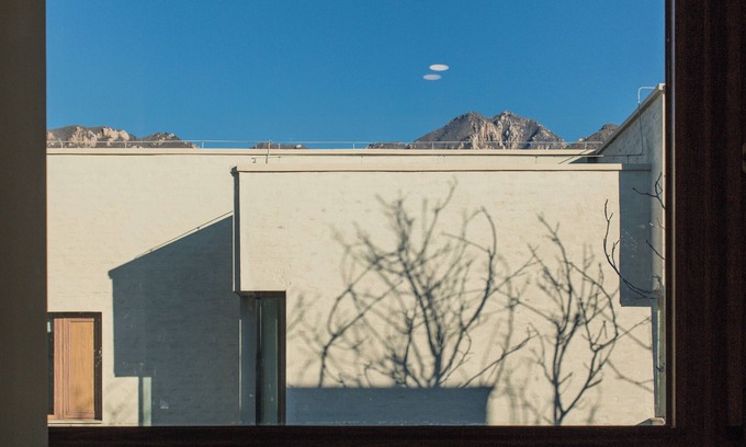 Yanqing Hotel | The Long Circle House