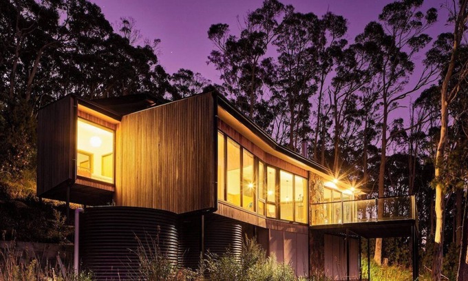Eaglehawk Neck House | The Lookout House at Pirates Bay