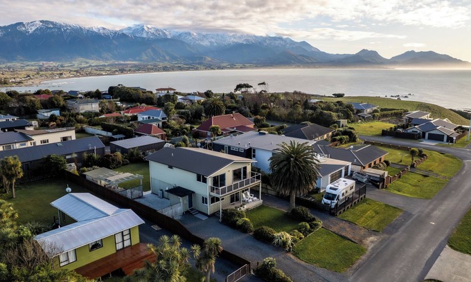 Kaikoura House | The Lookout | Spacious | Stunning Views - KK2632