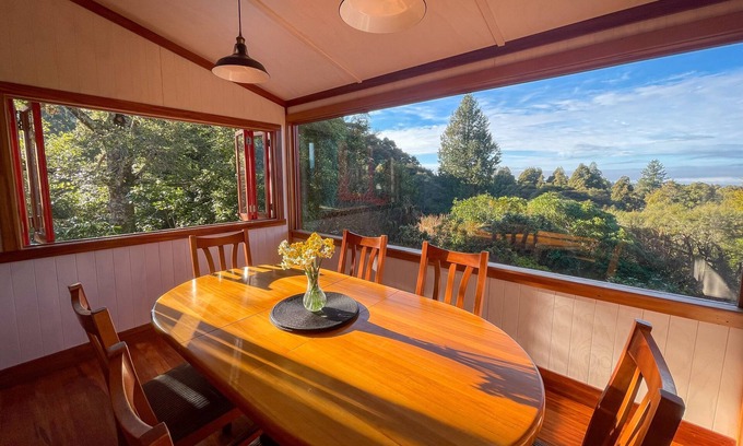 Peel Forest House | The Lookout: Waterfalls & Ancient Forest Walks-Peel Forest Boutique Holiday Home