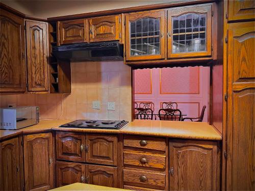 Emalahleni Apartment | The Loraine Luxury Villa