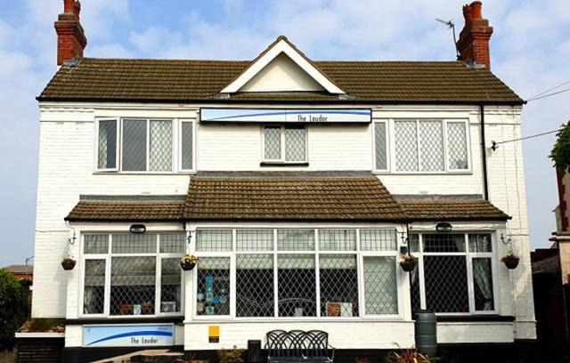 North Hykeham House | The Loudor