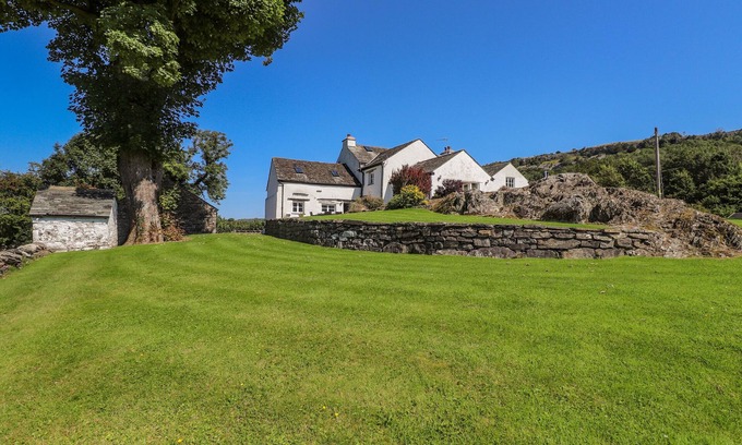Low Newton Cottage | THE LOW HOUSE, pet friendly, character holiday cottage in Kendal