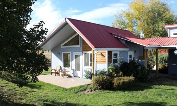 Enterprise Cabin | The Low Key Cabin