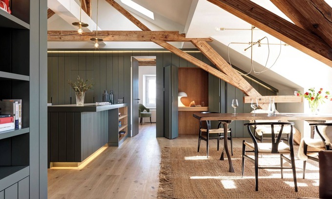 Flims Apartment | The luxurious 4.5 room attic apartment, 120m2 is located in a historic building