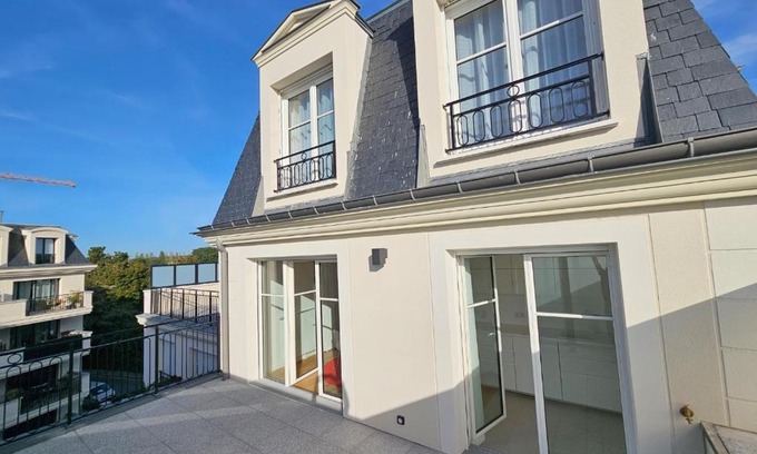 Clamart Apartment | The LUXURY in PARIS Terrace Apartment