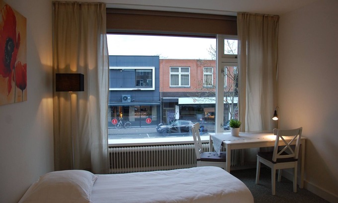 Lasonder-Zeggelt Apartment | The luxury of a hotel, with the charm of home.