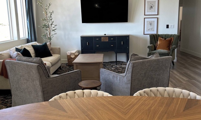 Lyman House | The Lyman Retreat