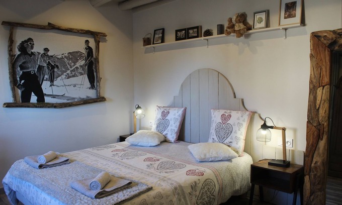 Saulxures-sur-Moselotte Bed & Breakfast | The Marie Nest - Charming guest room (2 people)