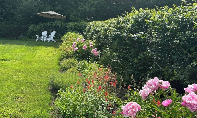 Ashburnham Bed & Breakfast | The Maguire House Bed & Breakfast