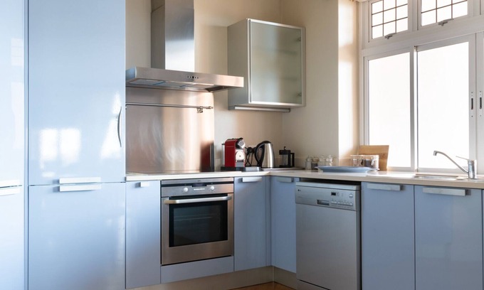 Redhill Apartment | The Majestic Village Harbour Place